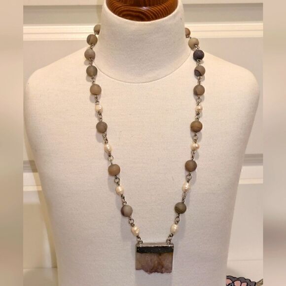 Handmade Amethyst and Freshwater Pearl Necklace - Picture 2 of 7